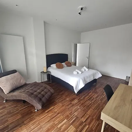 Velvet House-2
